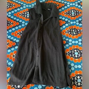 Women’s NY & Company Black button down sleeveless cotton top